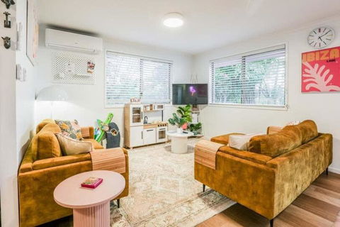 Cake By The Ocean - Family & Pet Friendly House In 1770 - Melbourne Tourism 2