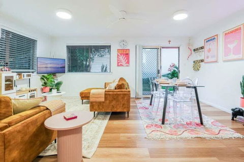 Cake By The Ocean - Family & Pet Friendly House In 1770 - Melbourne Tourism 4