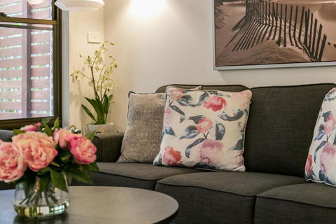 Calinda Sol 2 @ Clarkes Beach - Melbourne Tourism 1