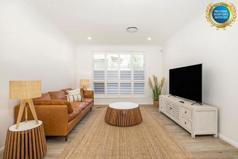 Callala Sunrise Pet Friendly 5 Mins Walk To Beach - Melbourne Tourism 1