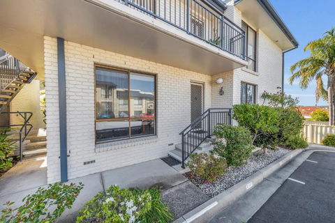 Capri Apartments - Melbourne Tourism 1