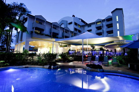 Cairns Sheridan Hotel - Melbourne Tourism 2
