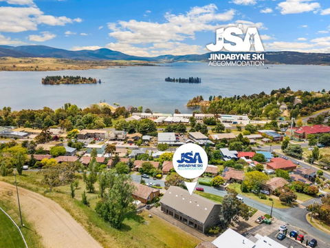 Cascades 5 - Melbourne Tourism 0