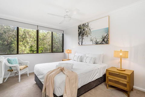 Castaway Opposite Clarkes Beach - Melbourne Tourism 1