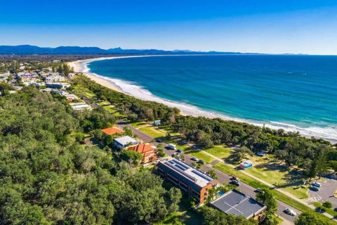 Castaway Opposite Clarkes Beach - Melbourne Tourism 4