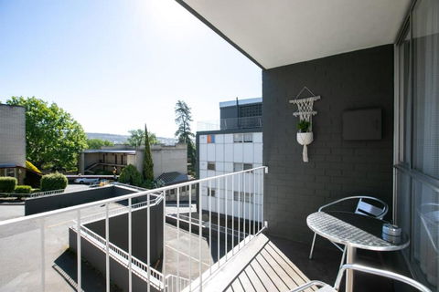 CBD Apartment By The Park: WiFi & Parking - Melbourne Tourism 2