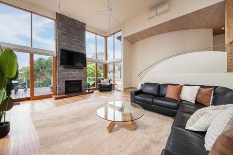 Cedar Views McCrae With Spa - Melbourne Tourism 3