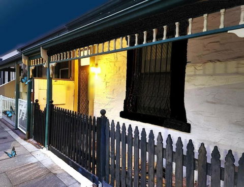 Character 1880s Renovated Cottage - Quiet Location - Melbourne Tourism 0