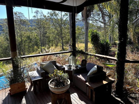 Charity Creek Retreat - Melbourne Tourism 3