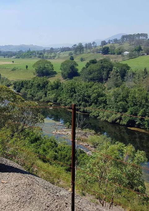 Charity Creek Retreat - Melbourne Tourism 1