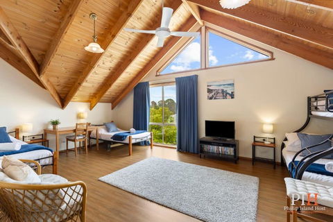 Charming 3-Bedroom Retreat - Melbourne Tourism 2