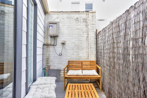 Charming 2 Bedroom House Surry Hills - Melbourne Tourism 3