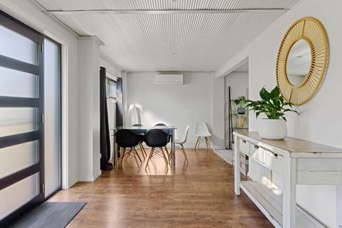 Catalina Bay Getaway Pet Child Friendly - Melbourne Tourism 3