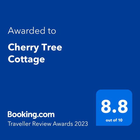 Cherry Tree Cottage - Melbourne Tourism 2
