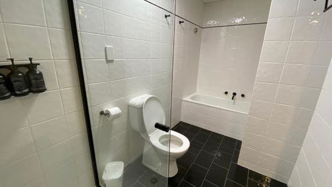 Chic 1-bedroom Apartment In Melbourne CBD - Melbourne Tourism 0
