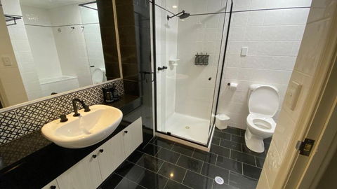 Chic 1-bedroom Apartment In Melbourne CBD - Melbourne Tourism 4