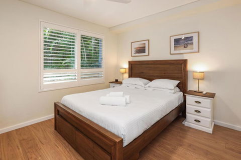 Chic 2-Bed Dee Why Haven With Backyard & BBQ - Melbourne Tourism 1