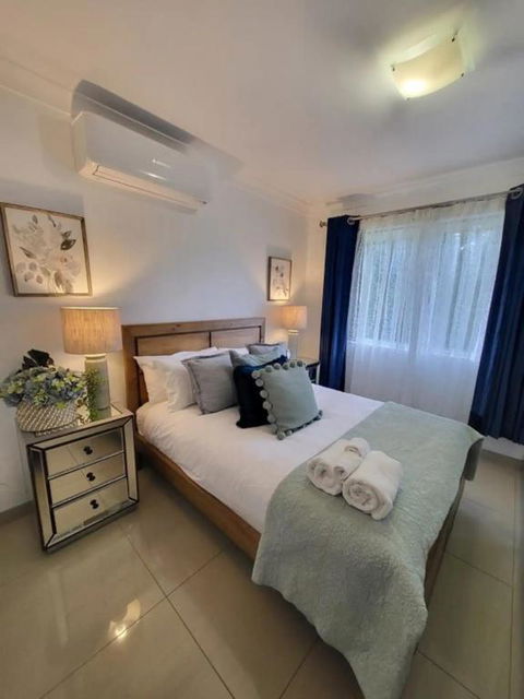 Chic Boutique 2BR Apt Walk To Station W/ Parking - Melbourne Tourism 0