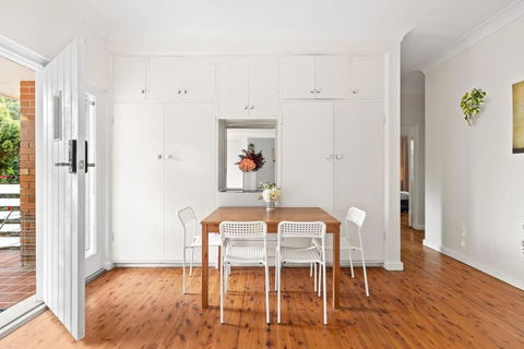 Chic Double Room - Seconds To Transport & Shops - Shared Bathroom - Melbourne Tourism 2