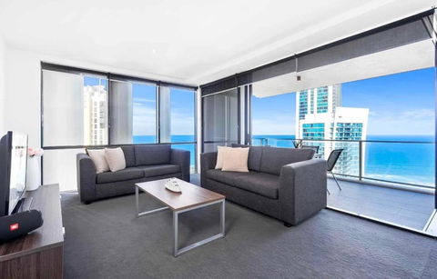 Circle On Cavill 2 Bedroom 2 Bathroom Ocean And River Veiw - Melbourne Tourism 4