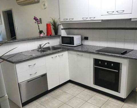 City & Lakeside With Free Parking, Pool And 10 Mins Walk Into The City - Melbourne Tourism 4