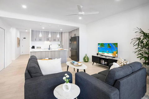 City Escape At Loft Apartments - Cairns CBD - Melbourne Tourism 4