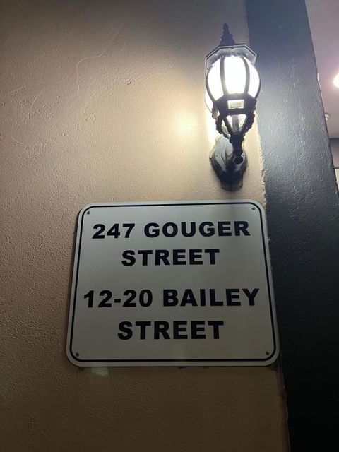 City Ex Hotel Ensuite Room In City 408 - Melbourne Tourism 1