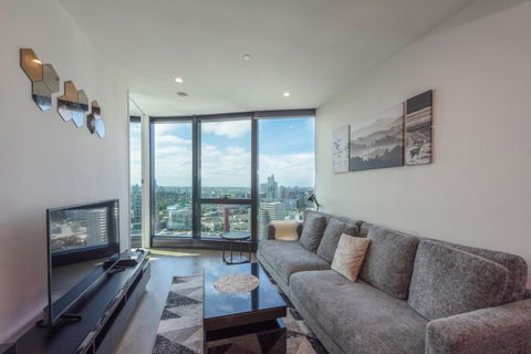 City Views Retreat 31st Floor 2BR Near CBD! - Melbourne Tourism 2