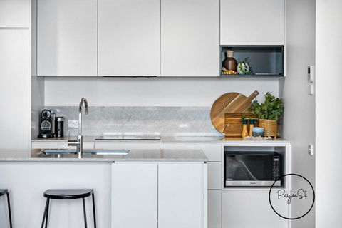 Civic Central - Melbourne Tourism 3