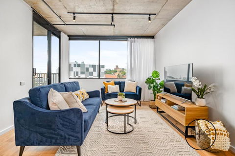 Civic Central - Melbourne Tourism 0