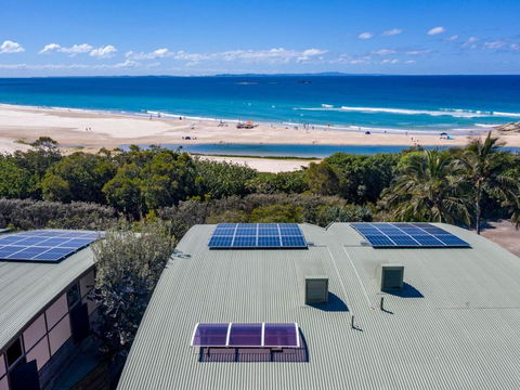 Claytons 5 By Discover Stradbroke - Melbourne Tourism 1