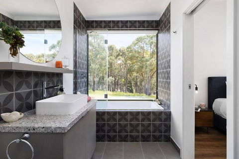 Clematis Villa - Melbourne Tourism 0