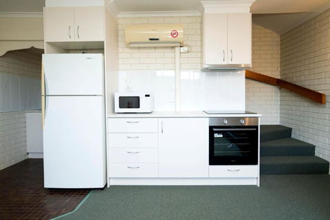 Club Hotel Motel Roma - Melbourne Tourism 1