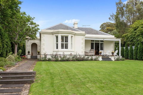 Clydesville - Melbourne Tourism 1