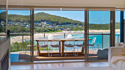 Coast Fingal Bay - Melbourne Tourism 0