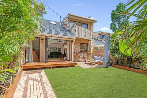 Coastal Comfort In Burleigh Heads Parking And WIFI - Melbourne Tourism 0