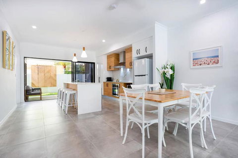 Coastal Villa - Melbourne Tourism 2