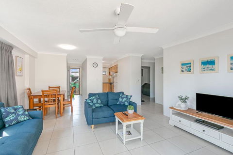 Cobden Court Unit 6 - Melbourne Tourism 3