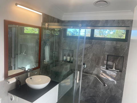 Coffs Harbour Sanctuary - Melbourne Tourism 1