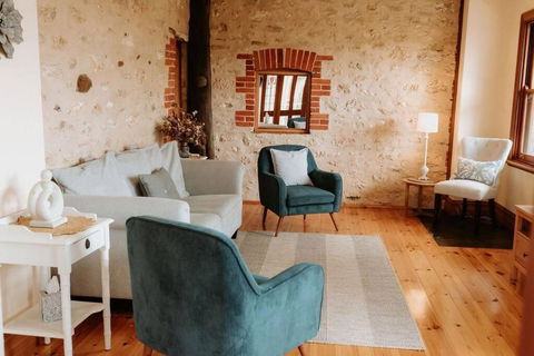 Cole-Brook New Cottage - McLaren Vale - Melbourne Tourism 0