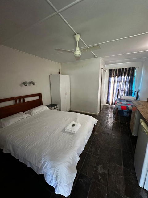 Colosseum Creek Motel - Melbourne Tourism 2