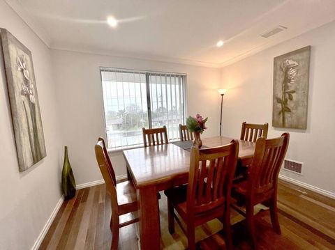 Comfort Getaway - Melbourne Tourism 1