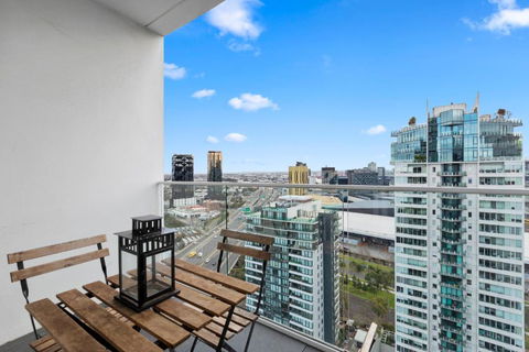 COMPLETE HOST The International Southbank - Melbourne Tourism 4