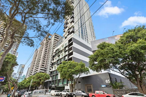 COMPLETE HOST The International Southbank - Melbourne Tourism 0