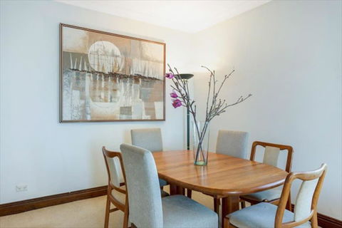 CP302-Postcard Views Of The Sydney Harbour Bridge - Melbourne Tourism 4