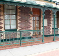 34 on Emily - Melbourne Tourism