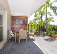 356 ' Oaks Pacific Blue' 265 Sandy Point Rd - Air conditioned direct pool access and suited for disability - Melbourne Tourism