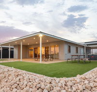 4 Corella Court - Brand New Magnificent Marina Home With Wi-Fi - Melbourne Tourism