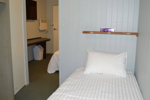 4 Lakeview Plaza - Melbourne Tourism 2
