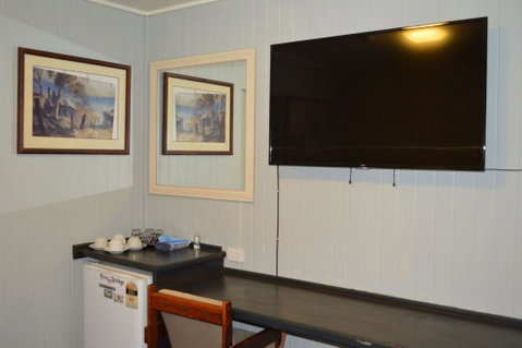 5 Lakeview Plaza - Melbourne Tourism 1